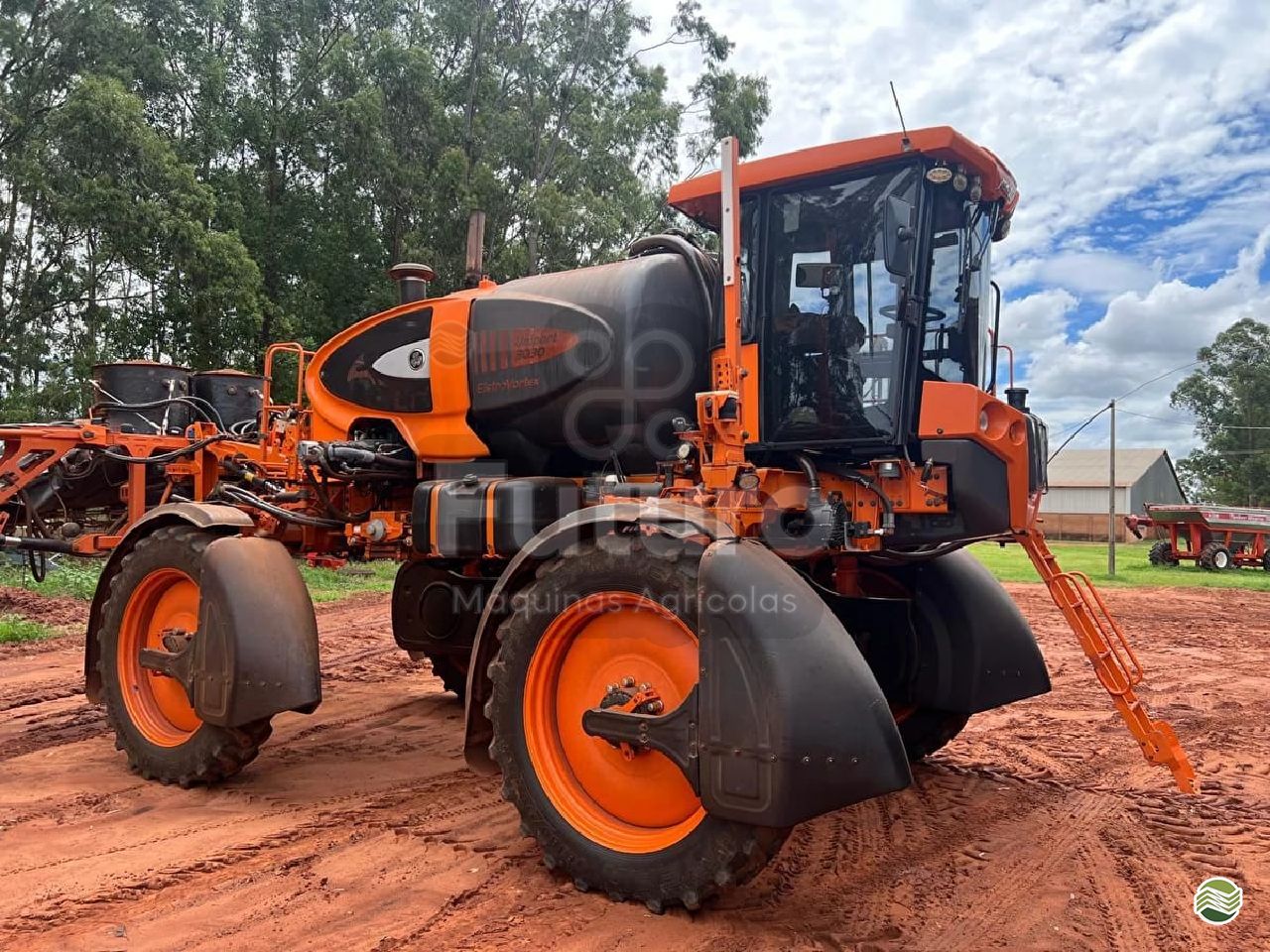 PULVERIZADOR JACTO UNIPORT 3030 ELETROVORTEX Tração 4x4 Futuro Máquinas ITAJAI SANTA CATARINA SC